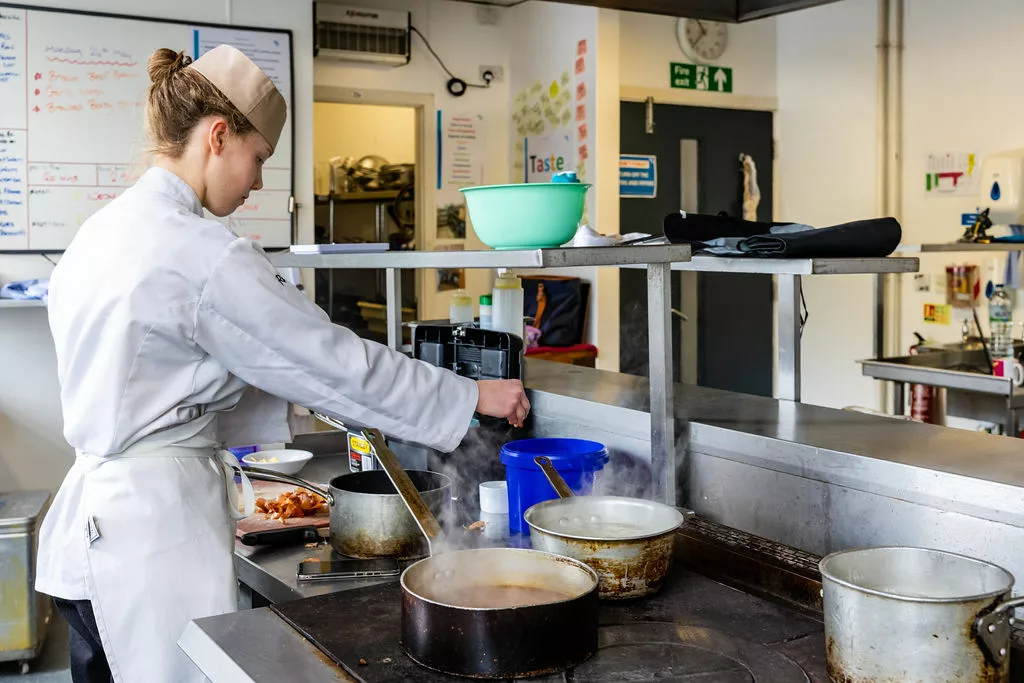 The top 8 benefits of an apprenticeship